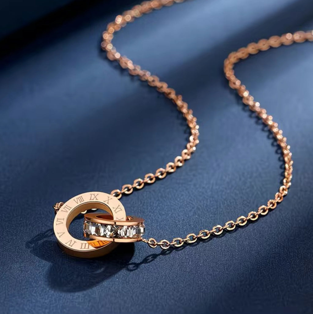 Elegant Roman Circle Necklace