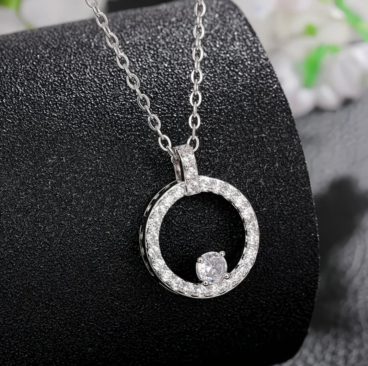 Elegant Sparkle Set ✨ Necklace + Earrings Duo