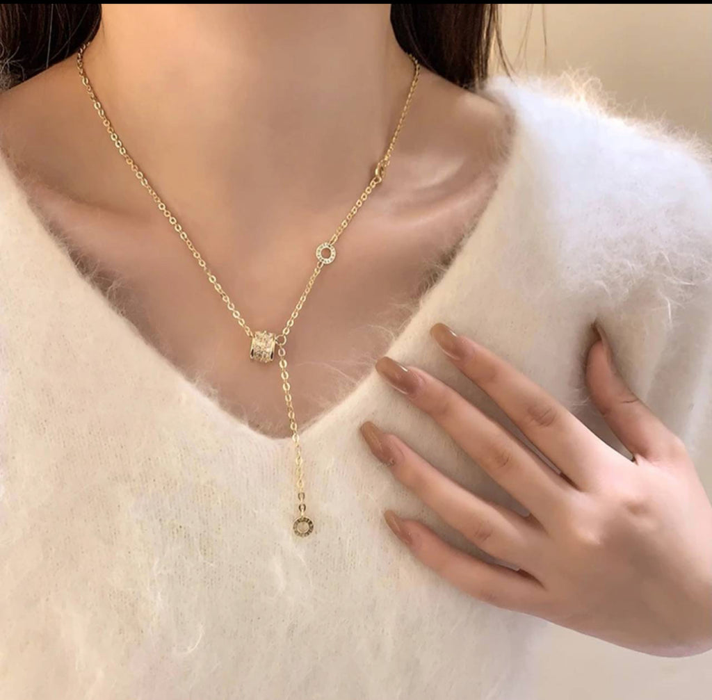 Gold Lariat Necklace 💛 Minimalist & Feminine Charm